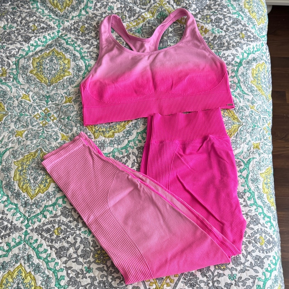 PINK Victoria's Secret Pink Ombre Sports Bra and Leggings